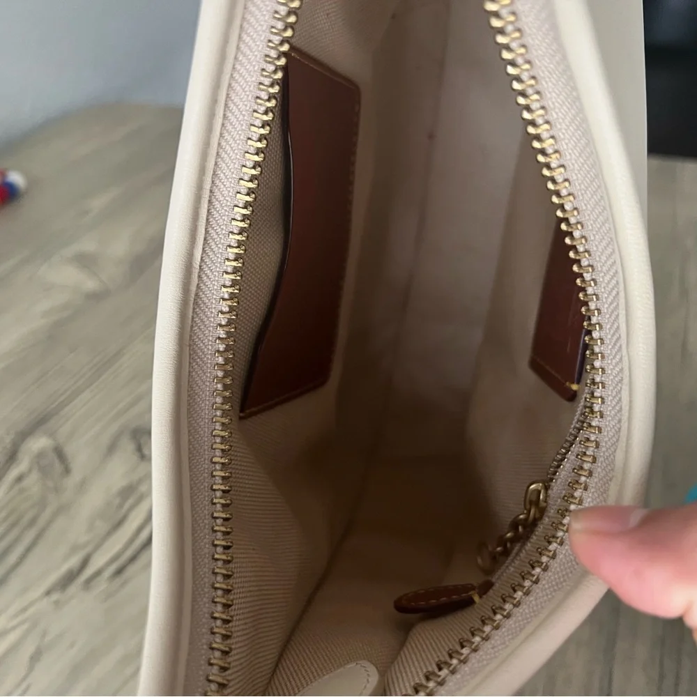 Coach Ergo in Ivory